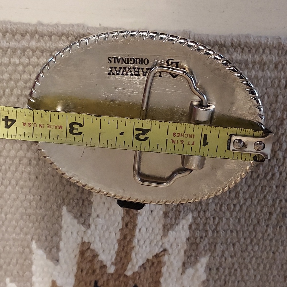 Hancrafted One of a Kind Swarovski Crystal Cowhide Cross Buckle - Picture 6 of 8